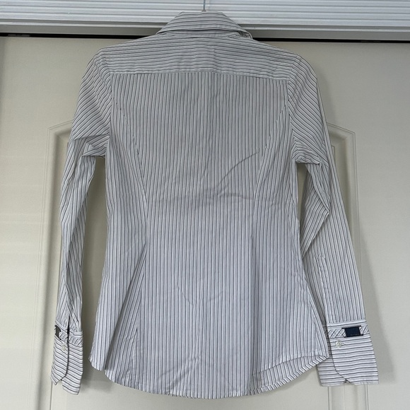 EXPRESS ‘Design Studio’ White Dress Shirt w/ Black and Gray Stripes - Picture 2 of 5